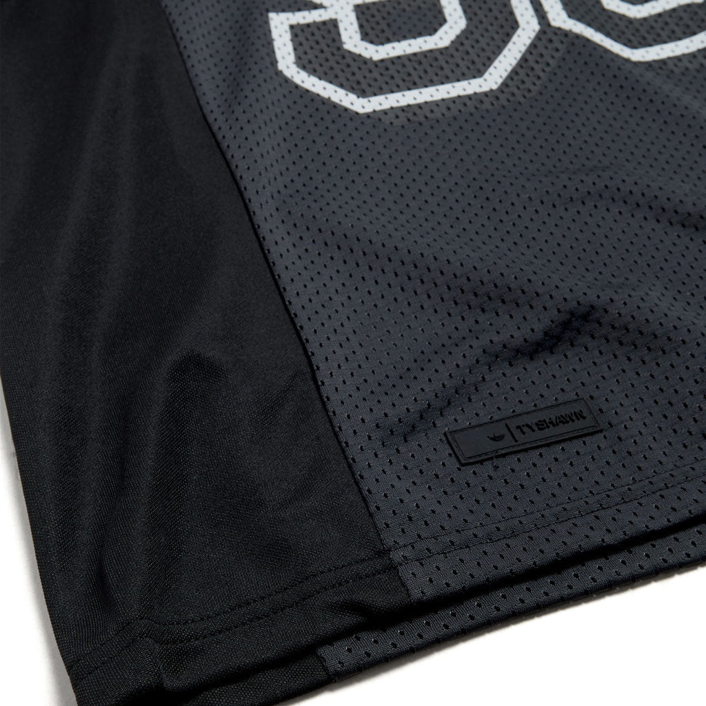 Adidas Tyshawn Jersey - Black/Iron Metallic/Carbon