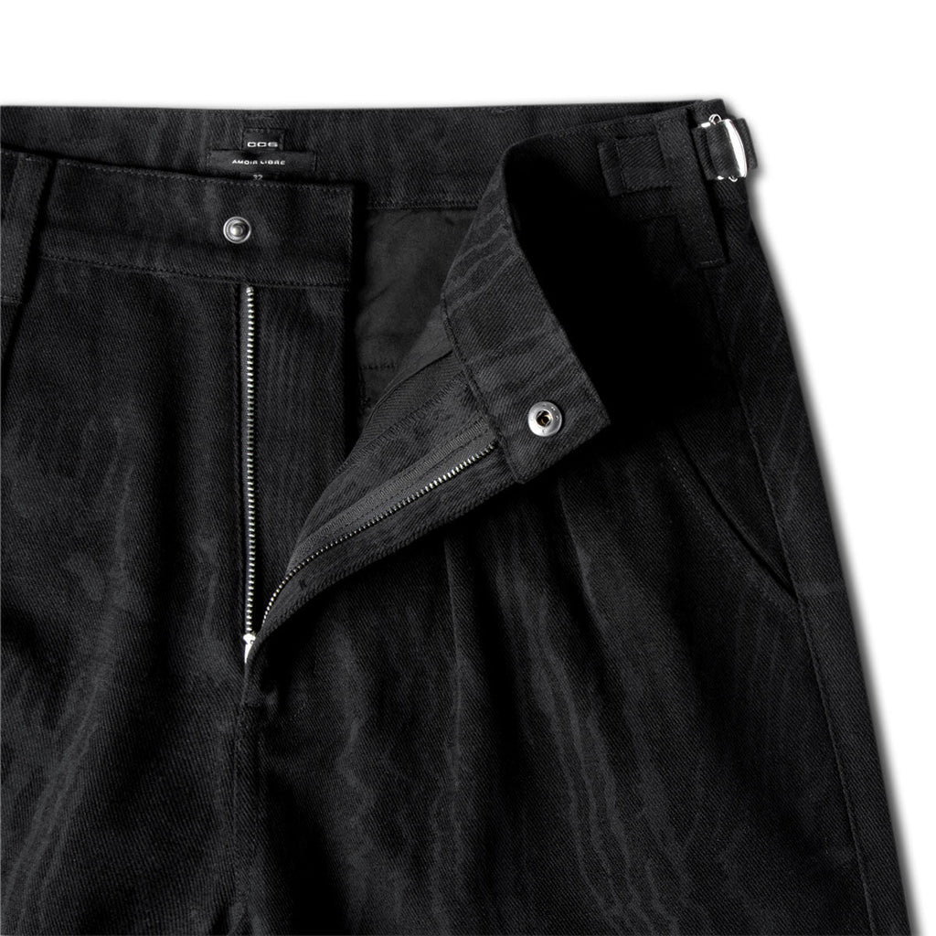 CCS Amoir Libre Pleated Shorts - Black Distortion